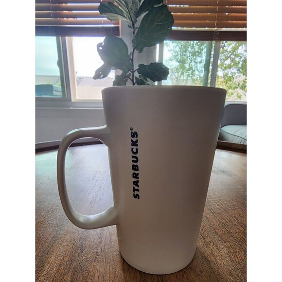 2015 Starbucks XOXO Heart Valentine Love Coffee Cup Tea Mug | 16oz - Picture 2 of 4